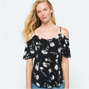 Kayleigh Medium strapping shoulder blouse in black floral